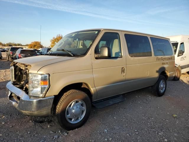 2013 Ford Econoline E350 Super Duty Wagon