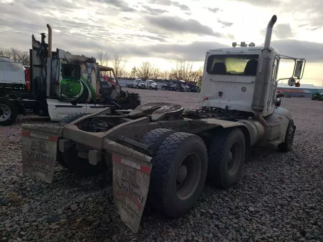 2008 Peterbilt 386