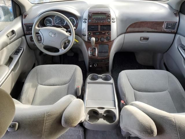 2006 Toyota Sienna CE