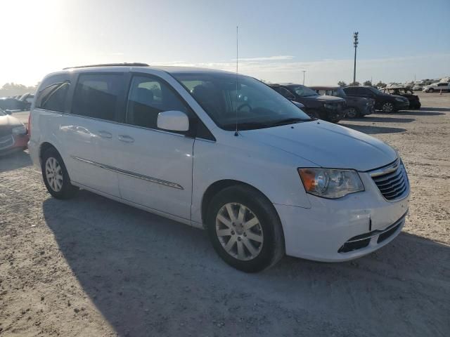 2016 Chrysler Town & Country Touring