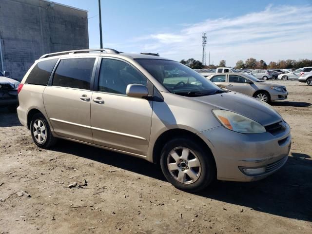 2005 Toyota Sienna XLE