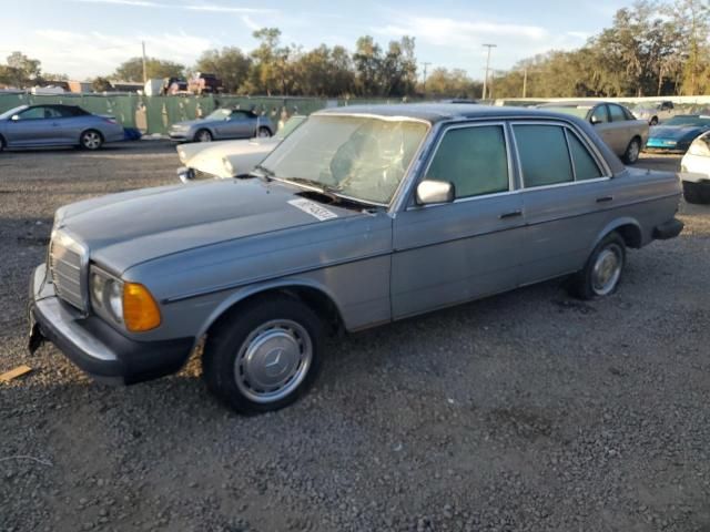 1982 Mercedes-Benz 240 D