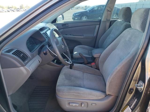 2004 Toyota Camry LE