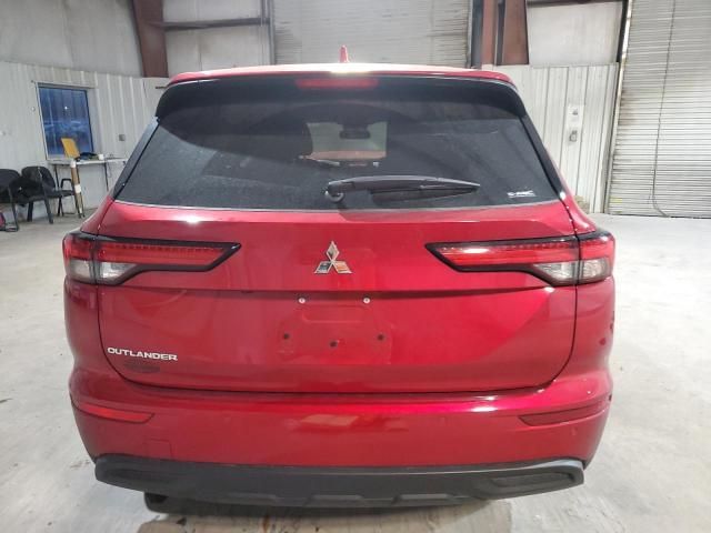 2024 Mitsubishi Outlander ES