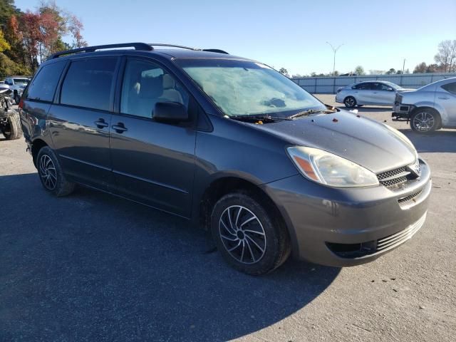 2004 Toyota Sienna CE