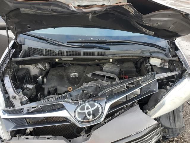 2019 Toyota Sienna XLE