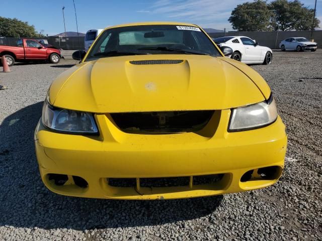 2000 Ford Mustang