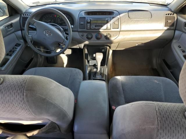 2004 Toyota Camry LE