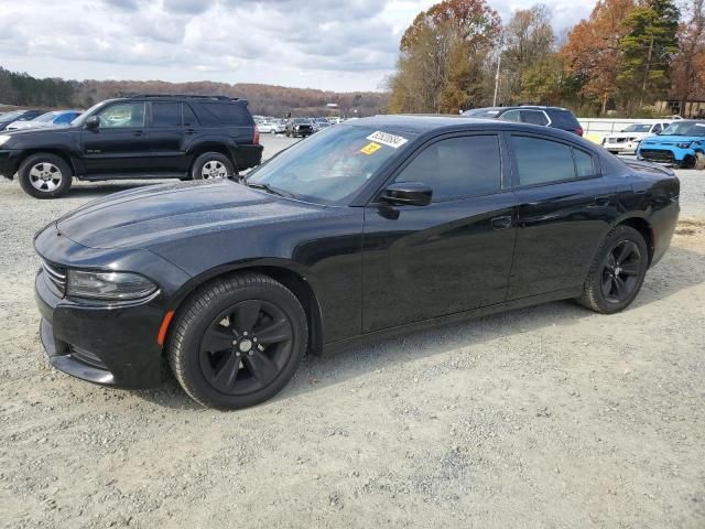 2016 Dodge Charger SE