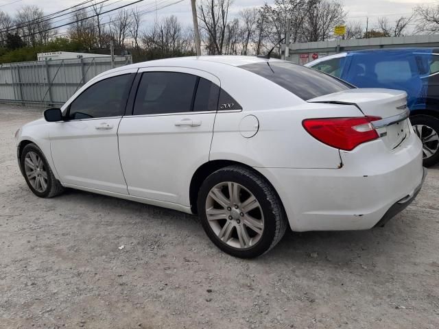 2013 Chrysler 200 Touring