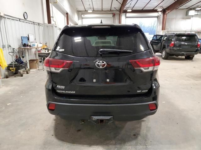 2019 Toyota Highlander SE