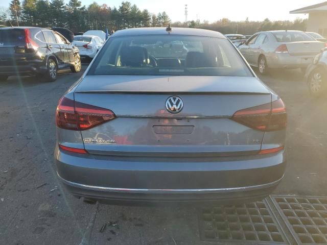 2018 Volkswagen Passat SEL Premium