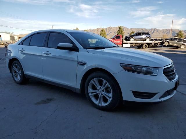 2015 Ford Taurus SEL