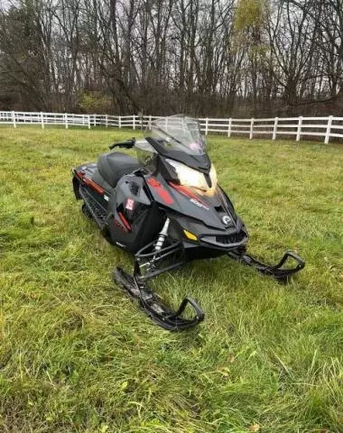 2016 Skidoo MX Z TNT