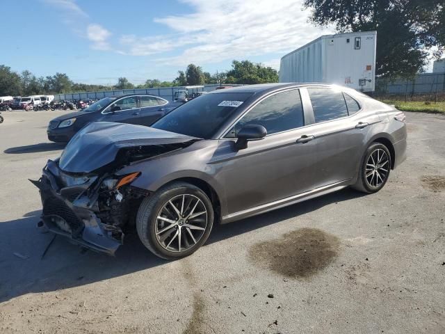 2023 Toyota Camry SE Night Shade