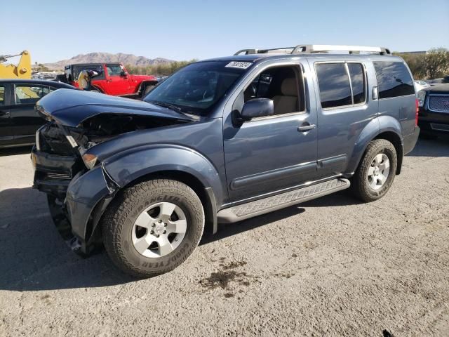 2005 Nissan Pathfinder LE