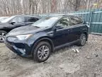 2018 Toyota Rav4 HV LE