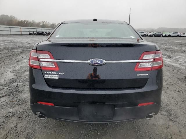 2018 Ford Taurus SE