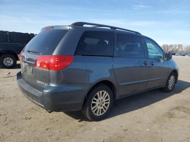 2008 Toyota Sienna XLE