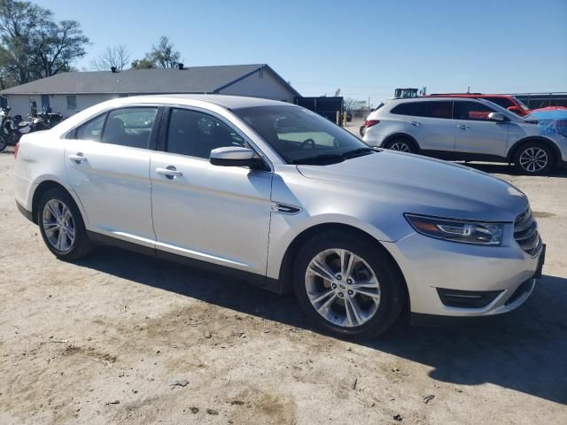 2016 Ford Taurus SEL