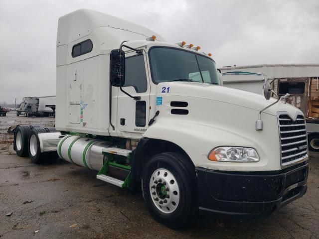 2012 Mack 600 CXU600