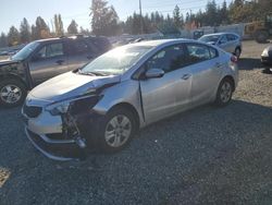 KIA Vehiculos salvage en venta: 2015 KIA Forte LX