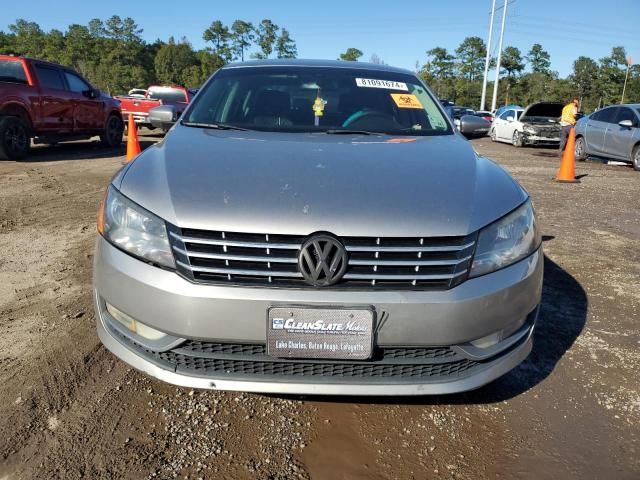 2014 Volkswagen Passat SEL