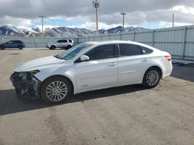 2015 Toyota Avalon Hybrid