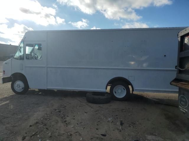 2007 Freightliner Chassis M Line WALK-IN Van