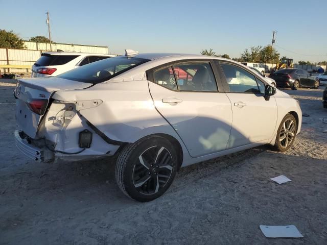 2023 Nissan Versa SR