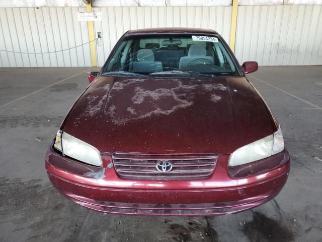 1999 Toyota Camry LE