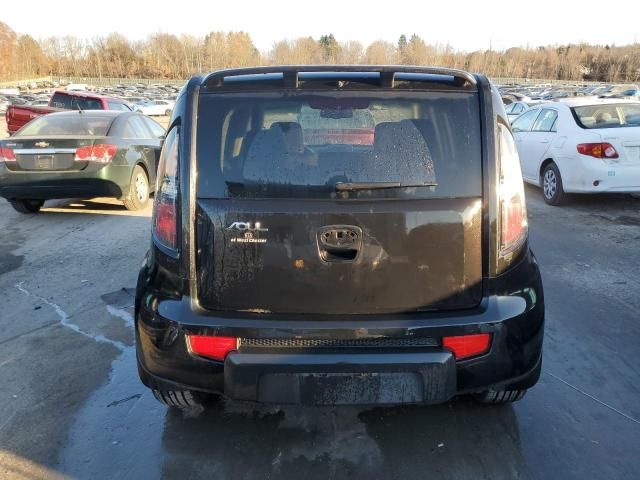 2011 KIA Soul +