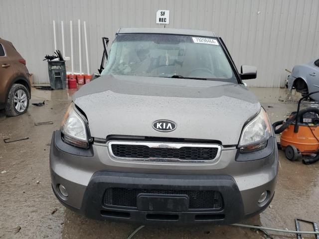 2011 KIA Soul +