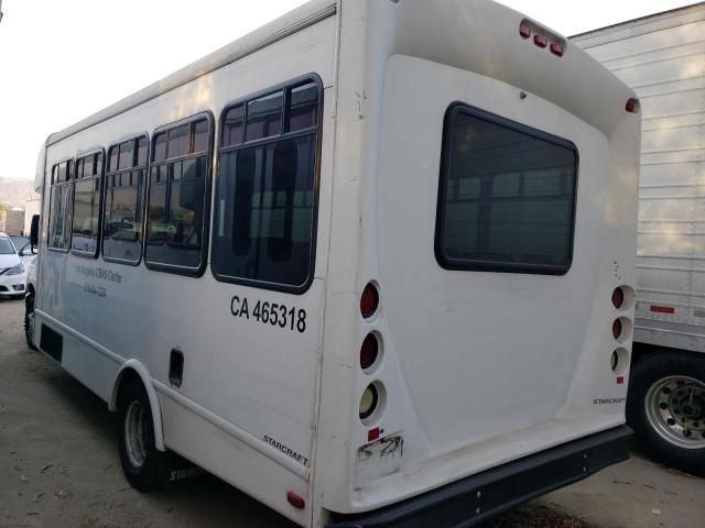 2012 Ford Econoline E450 Super Duty Cutaway Van