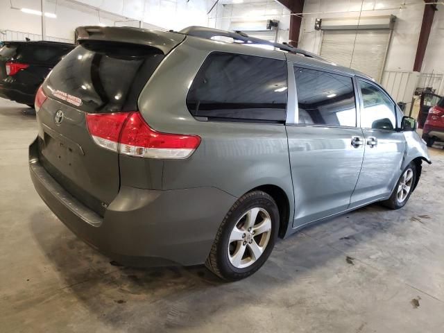 2011 Toyota Sienna LE