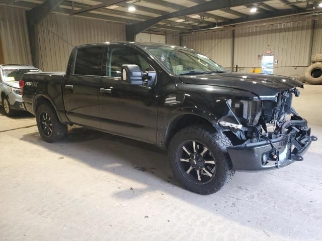 2017 Nissan Titan SV