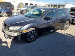 Carros salvage sin ofertas aún a la venta en subasta: 2017 Honda Civic LX