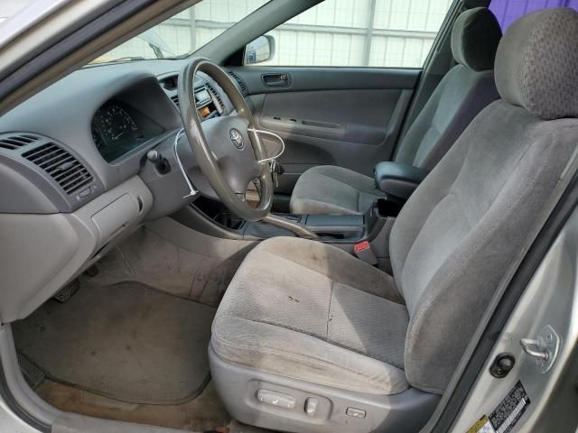 2004 Toyota Camry LE