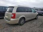 2014 Chrysler Town & Country Touring L