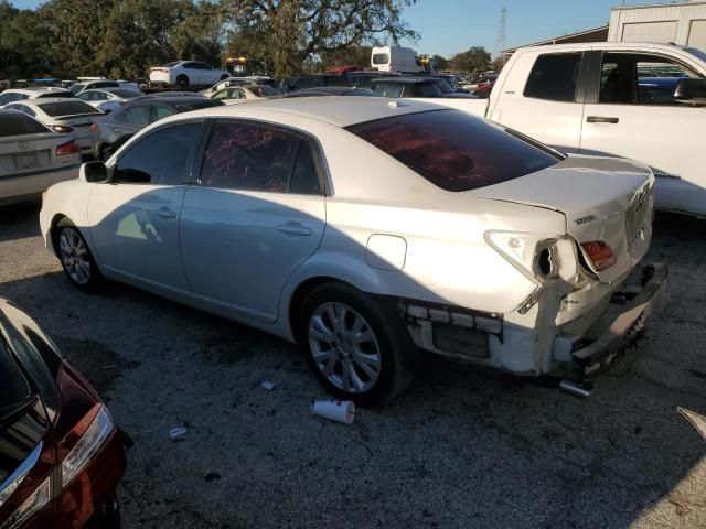 2010 Toyota Avalon XL