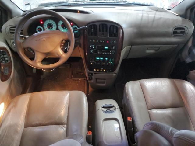 2002 Chrysler Town & Country Limited