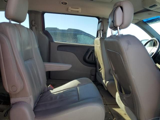 2015 Chrysler Town & Country Touring