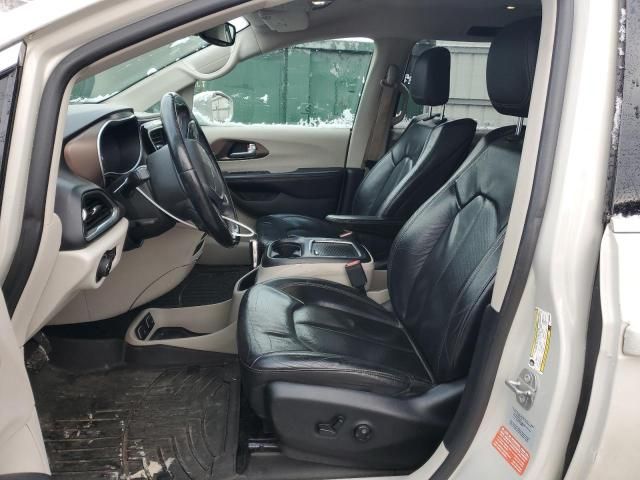 2017 Chrysler Pacifica Touring L Plus