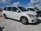 2009 Volkswagen Routan SE