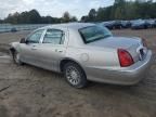 2000 Lincoln Town Car Signature