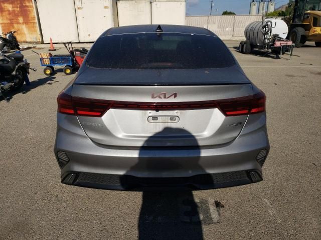 2022 KIA Forte GT Line