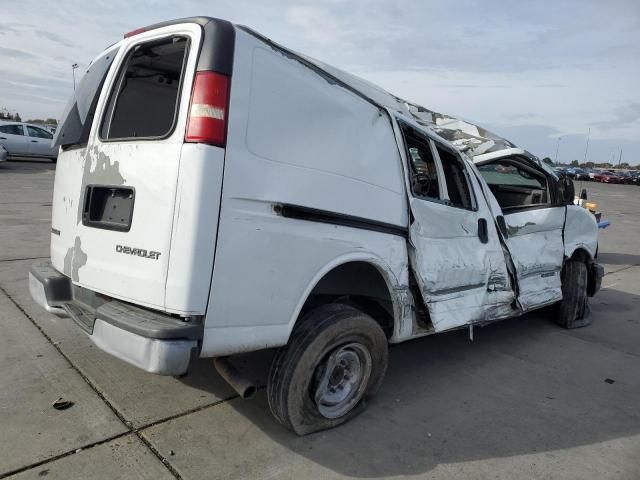 2005 Chevrolet Express G2500