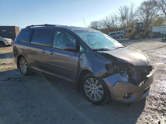 2014 Toyota Sienna XLE