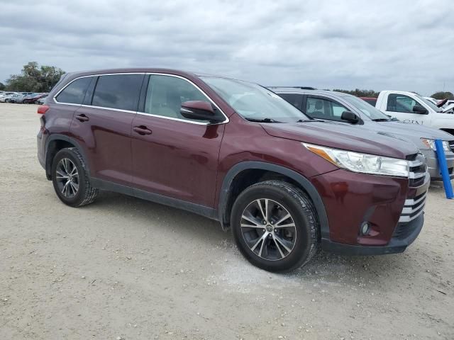 2019 Toyota Highlander LE