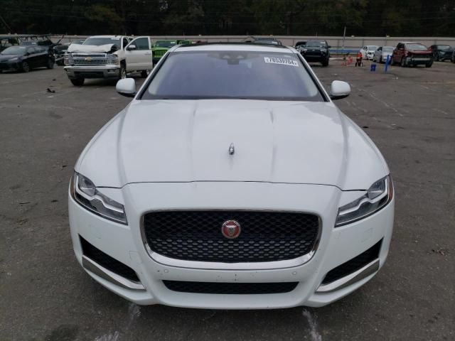 2017 Jaguar XF Premium